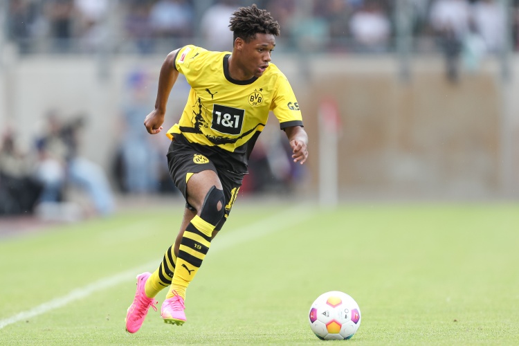 开云体育下载-多特官方:19岁攻击手杜兰维尔租借加盟巴塞尔,租期至本赛季结束